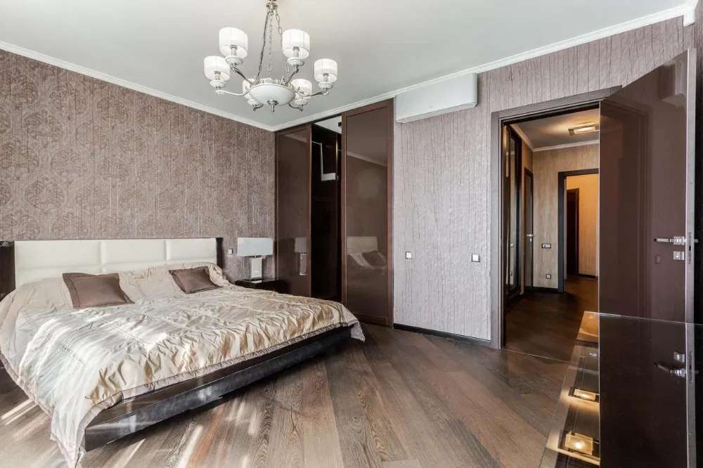 Аренда 3-комнатной квартиры 117 м², Белорусская ул., 3