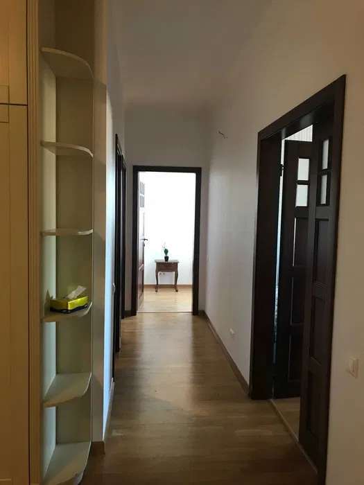 Аренда 3-комнатной квартиры 118 м², Белорусская ул.