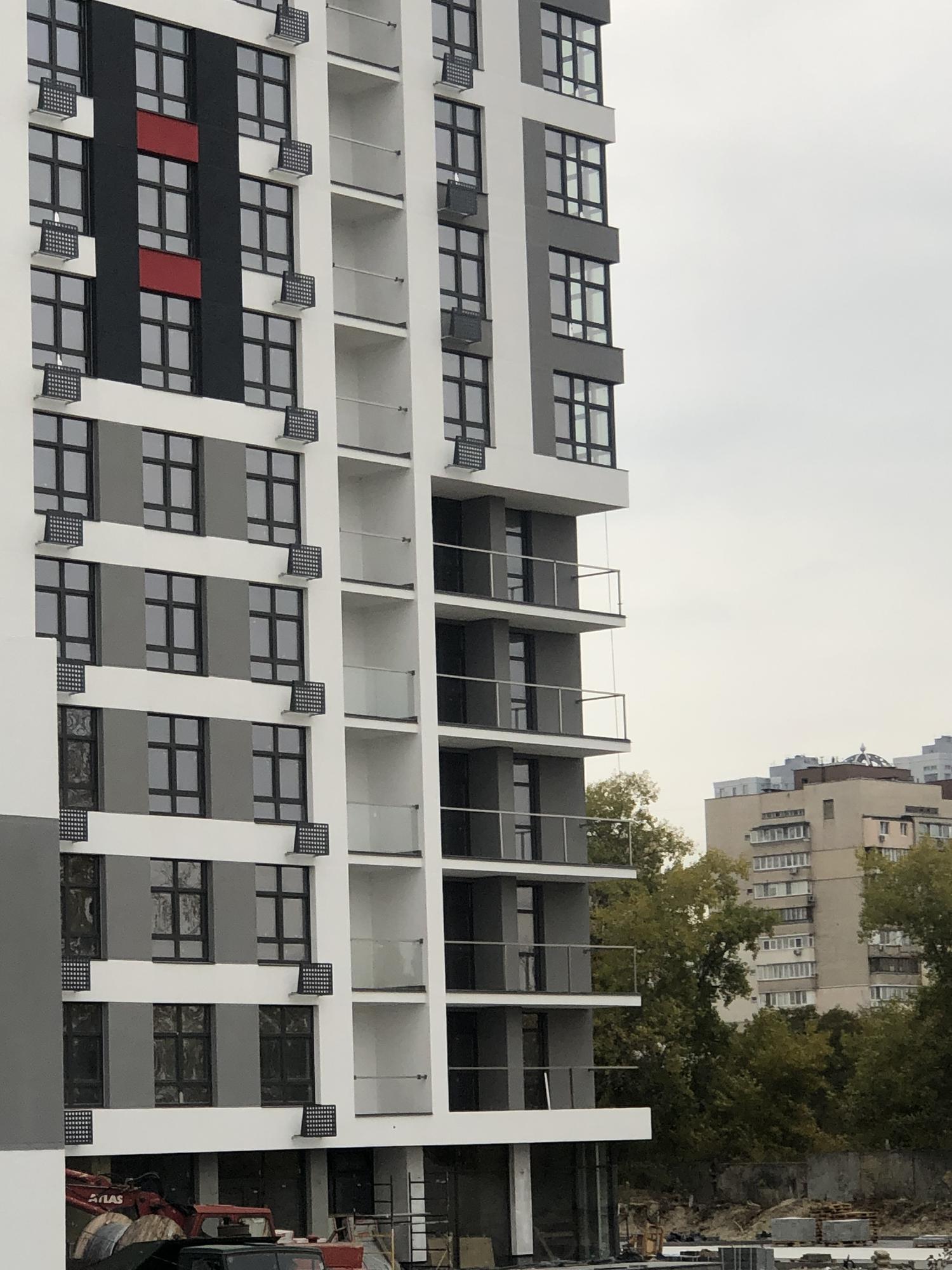 Продажа 4-комнатной квартиры 115 м², Евгения Маланюка ул., 101