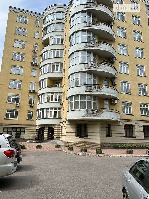 Аренда 3-комнатной квартиры 120 м², Николая Кибальчича ул., Лысенко ул., 2а