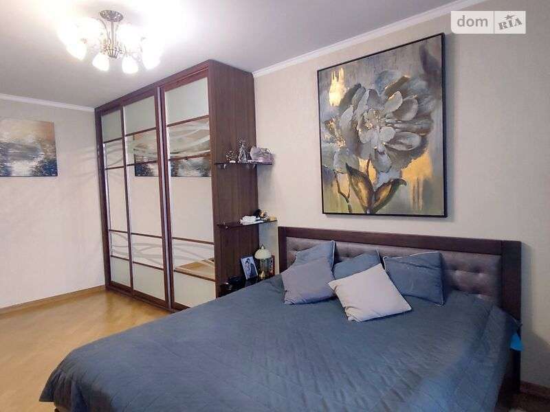 Продажа 3-комнатной квартиры 78 м², Озерная ул., 26