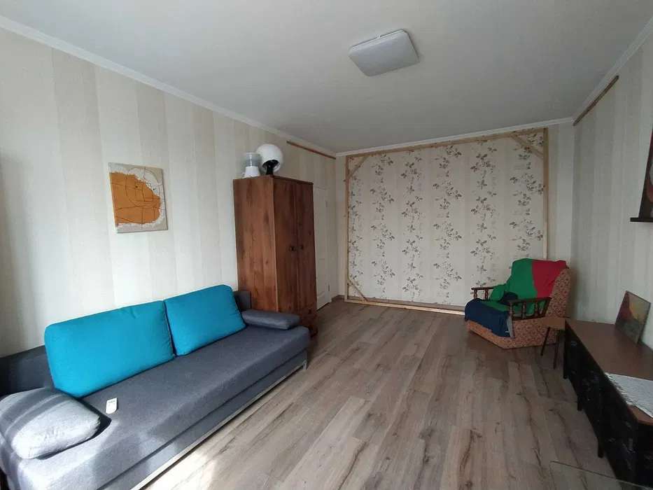 Продажа 1-комнатной квартиры 47 м², Булгакова ул., 13А