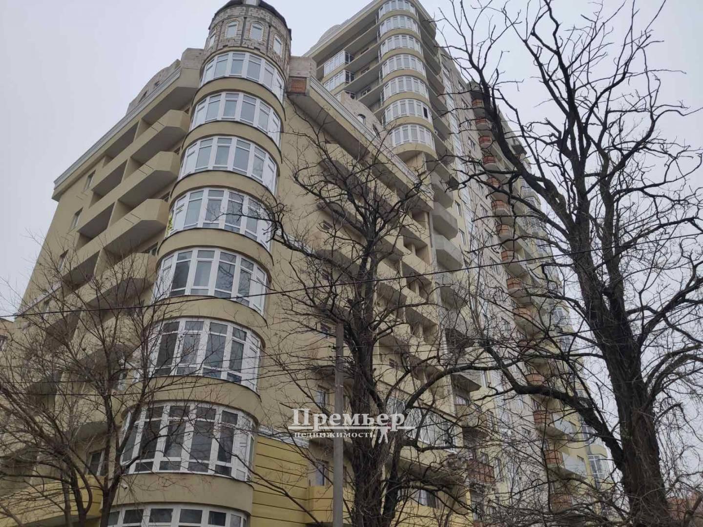 Продажа 2-комнатной квартиры 67 м², Солнечная ул.