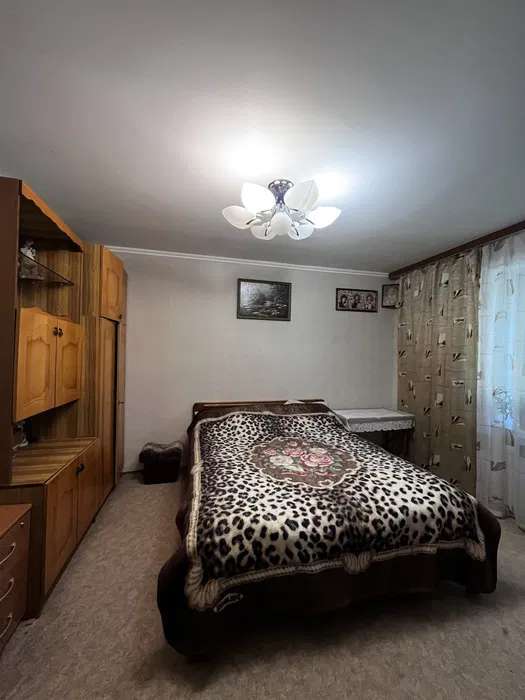 Продажа 4-комнатной квартиры 93 м², Симиренко ул.