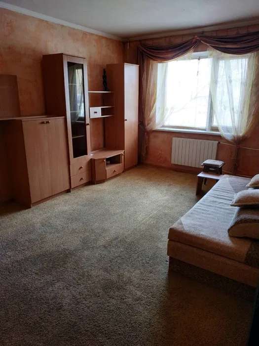 Продажа 1-комнатной квартиры 37 м², Радужная ул., 43