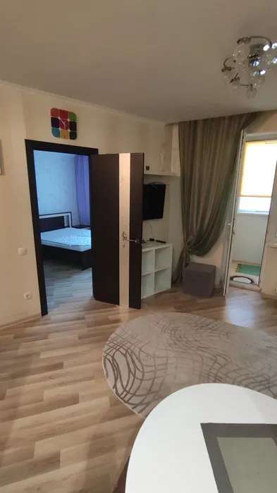 Аренда 1-комнатной квартиры 41 м², Драгоманова ул.