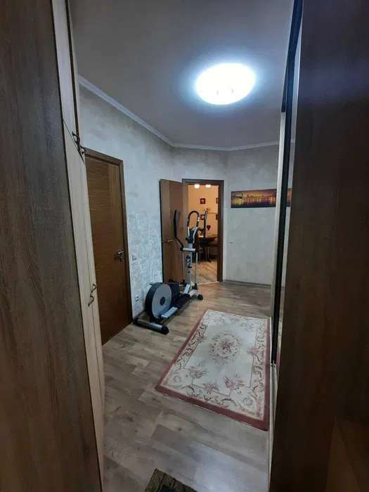 Оренда 1-кімнатної квартири 42 м², Юрія Шумського вул., 3Г