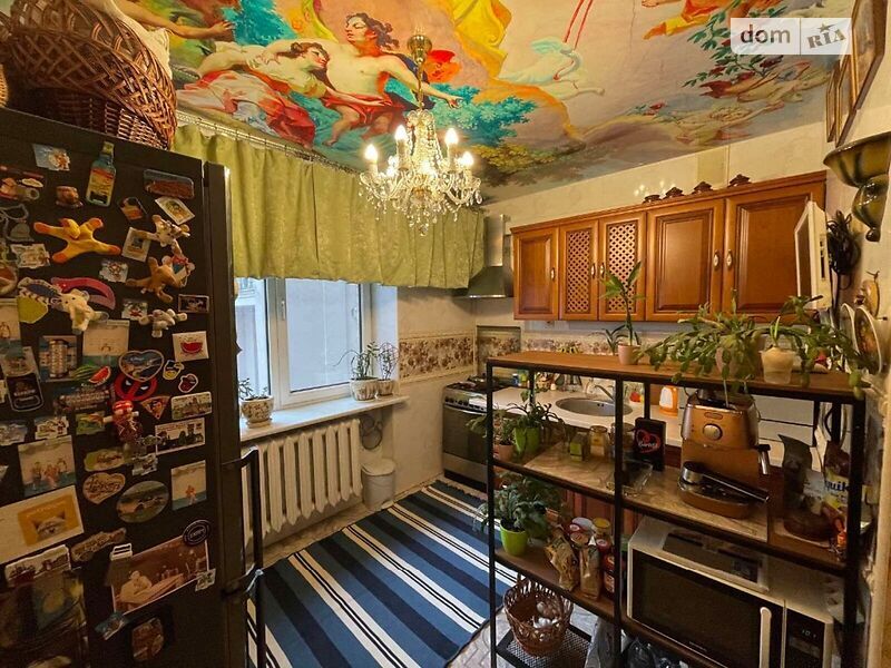Продаж 3-кімнатної квартири 77 м², Жилянська вул.