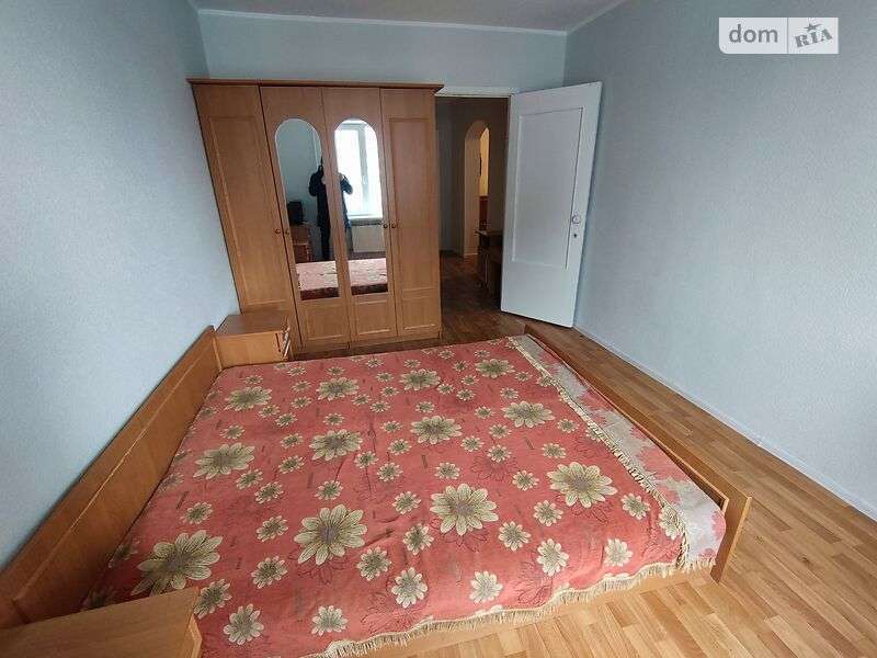 Продажа 3-комнатной квартиры 70 м², Василия Стуса ул., 28