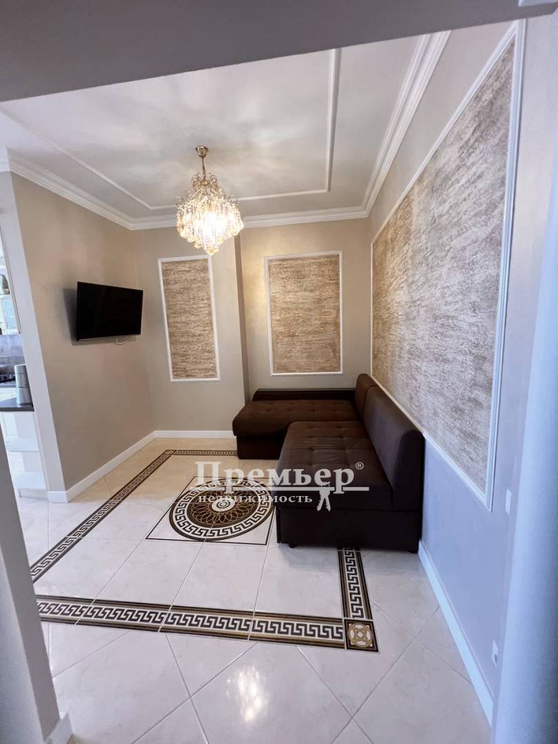 Продажа 2-комнатной квартиры 78.5 м², Малиновского Маршала ул.