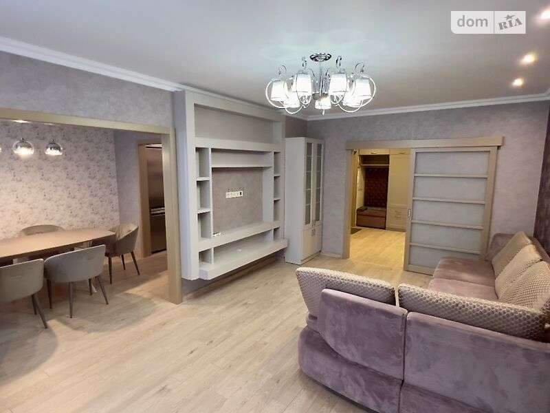 Продажа 3-комнатной квартиры 96 м², Нивская ул.