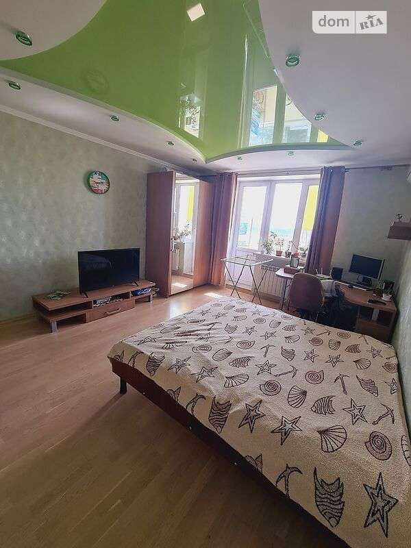 Продажа 3-комнатной квартиры 105 м², Бориспольская ул.