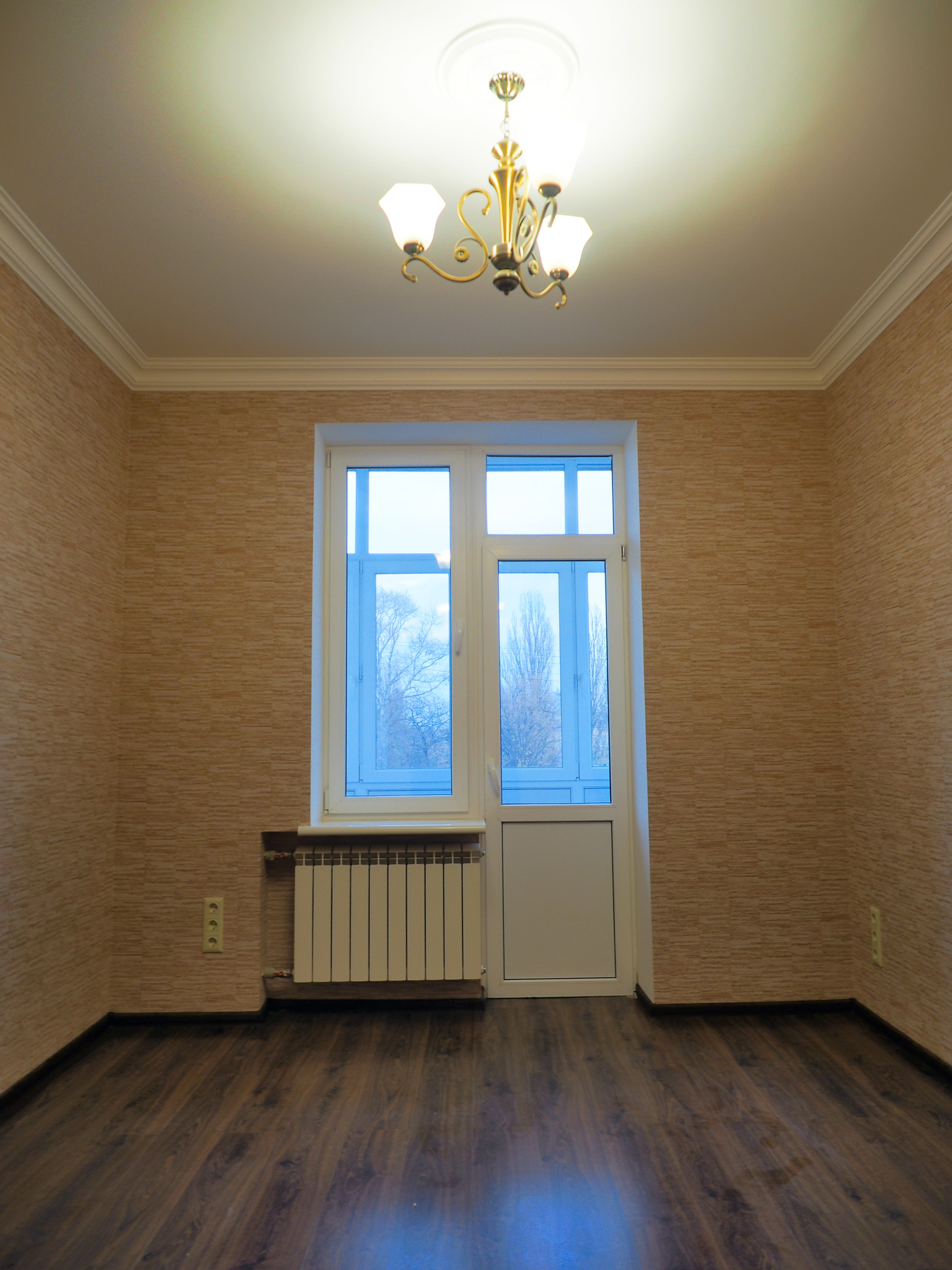 Продажа 4-комнатной квартиры 98 м², Искровская ул., 3