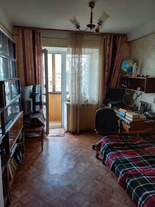 Продажа 3-комнатной квартиры 60 м², Днепровская наб., 9А