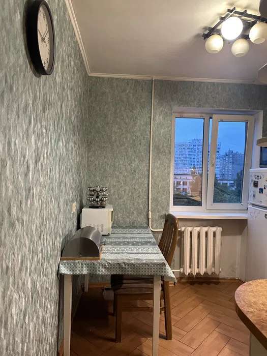 Продаж 2-кімнатної квартири 43 м², Харківське шосе, 18