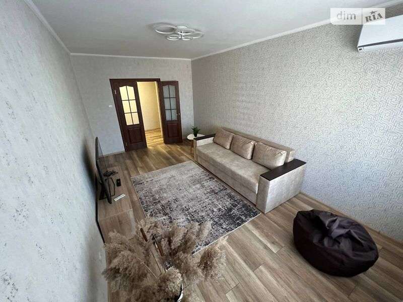 Аренда 3-комнатной квартиры 81 м², Елизаветы Чавдар ул.