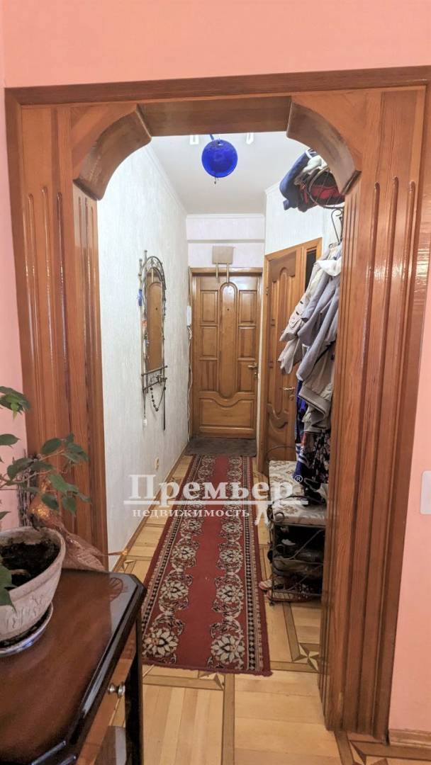 Продажа 5-комнатной квартиры 84 м², Старицкого ул.