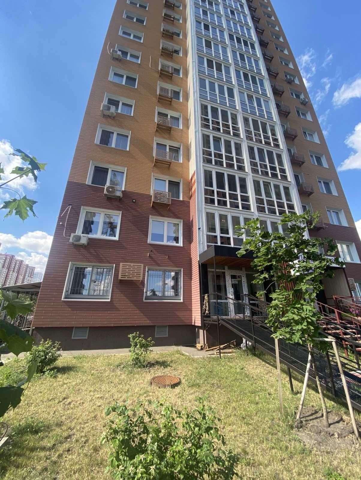 Продажа 2-комнатной квартиры 100 м², Софии Русовой ул., 3г
