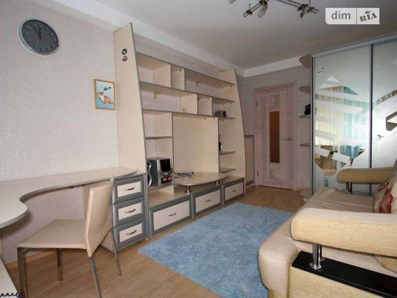 Продажа 3-комнатной квартиры 62 м², Днепровская наб., 7А