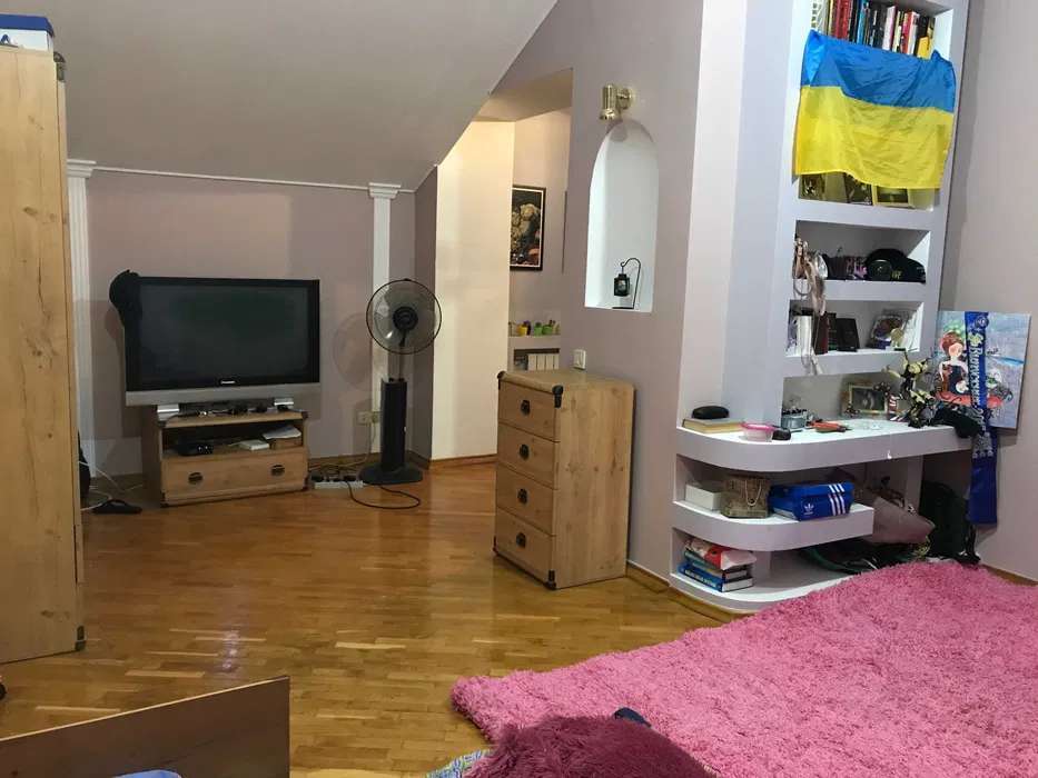 Продажа квартиры со свободной планировкой 180 м², Лукьяновская ул., 63
