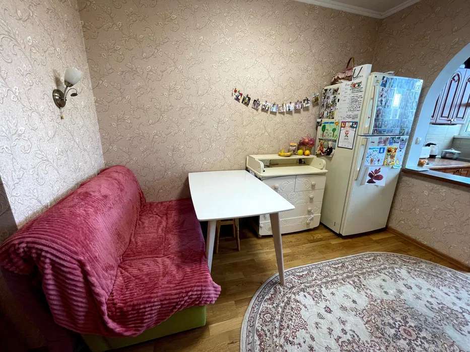 Продажа 1-комнатной квартиры 39 м², Николая Закревского ул., 42А