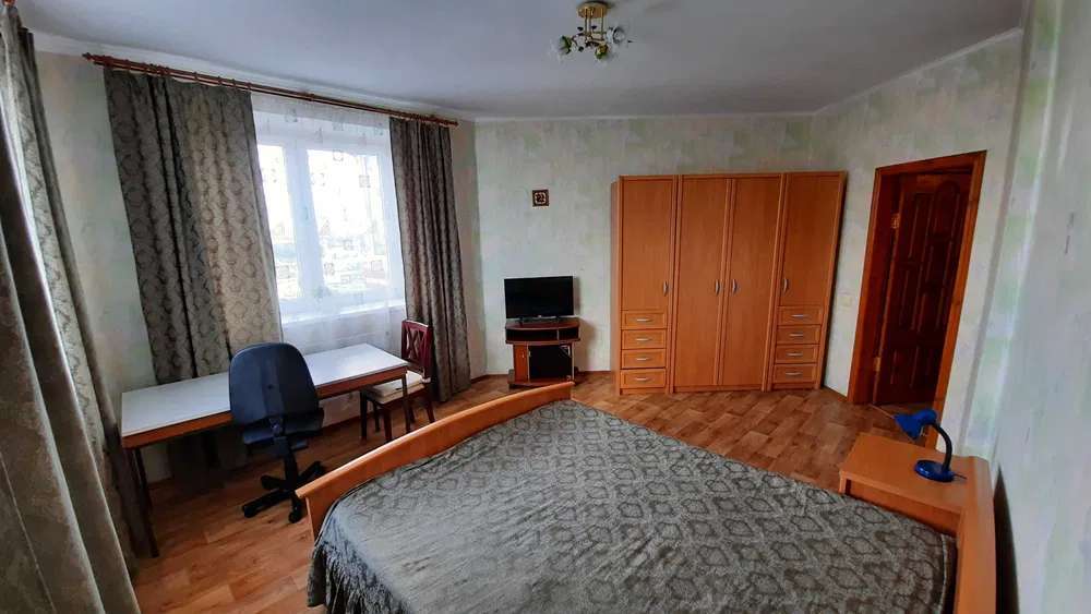 Аренда 2-комнатной квартиры 86 м², Голосеевская ул., 13