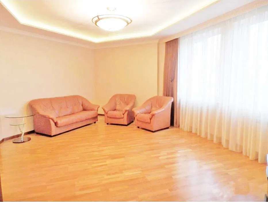 Аренда 3-комнатной квартиры 97 м², Михаила Гришко ул.