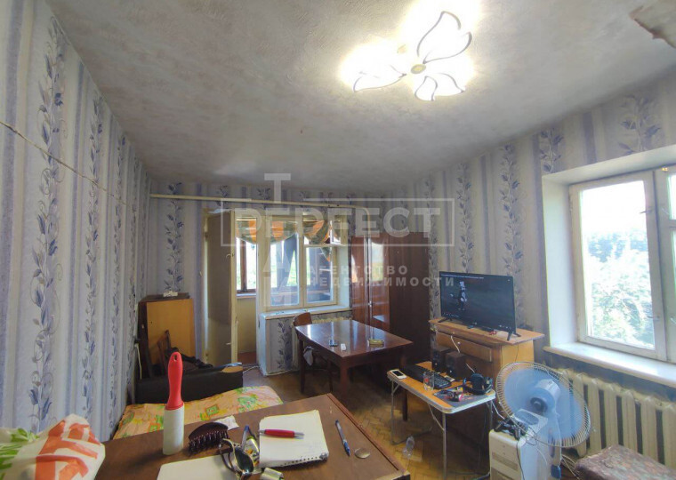 Продажа 1-комнатной квартиры 33 м², Вышгородская ул., 46