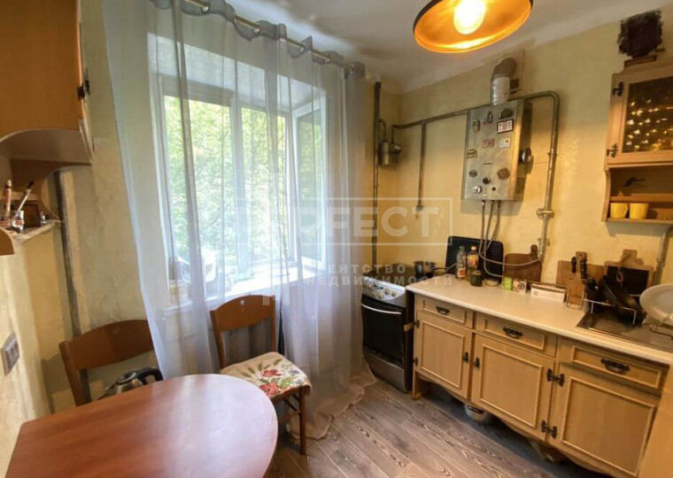 Продажа 1-комнатной квартиры 32 м², Евгения Коновальца ул., 29А