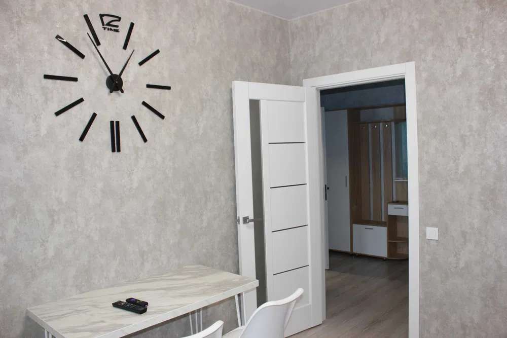 Аренда 1-комнатной квартиры 43 м², Ревуцкого ул.