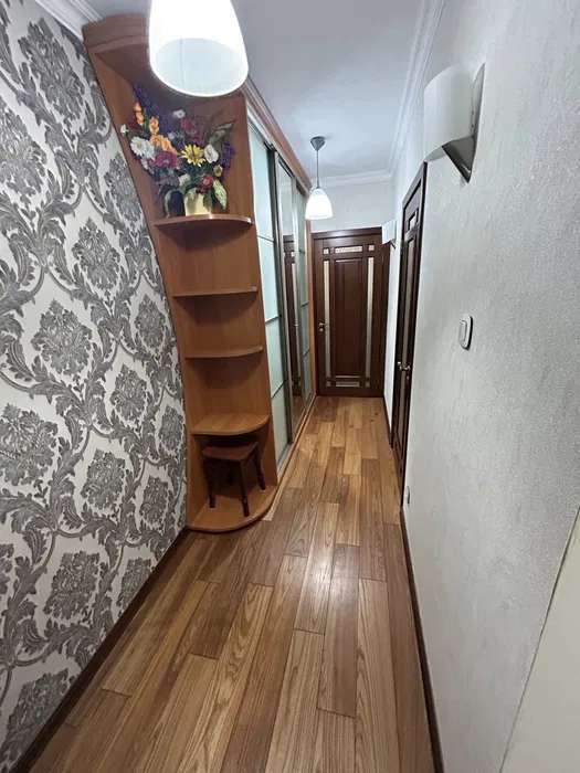 Аренда 1-комнатной квартиры 55 м², Драгоманова ул., 1Д
