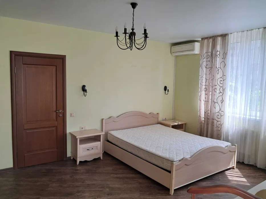 Аренда 2-комнатной квартиры 79 м², Анны Ахматовой ул., 3