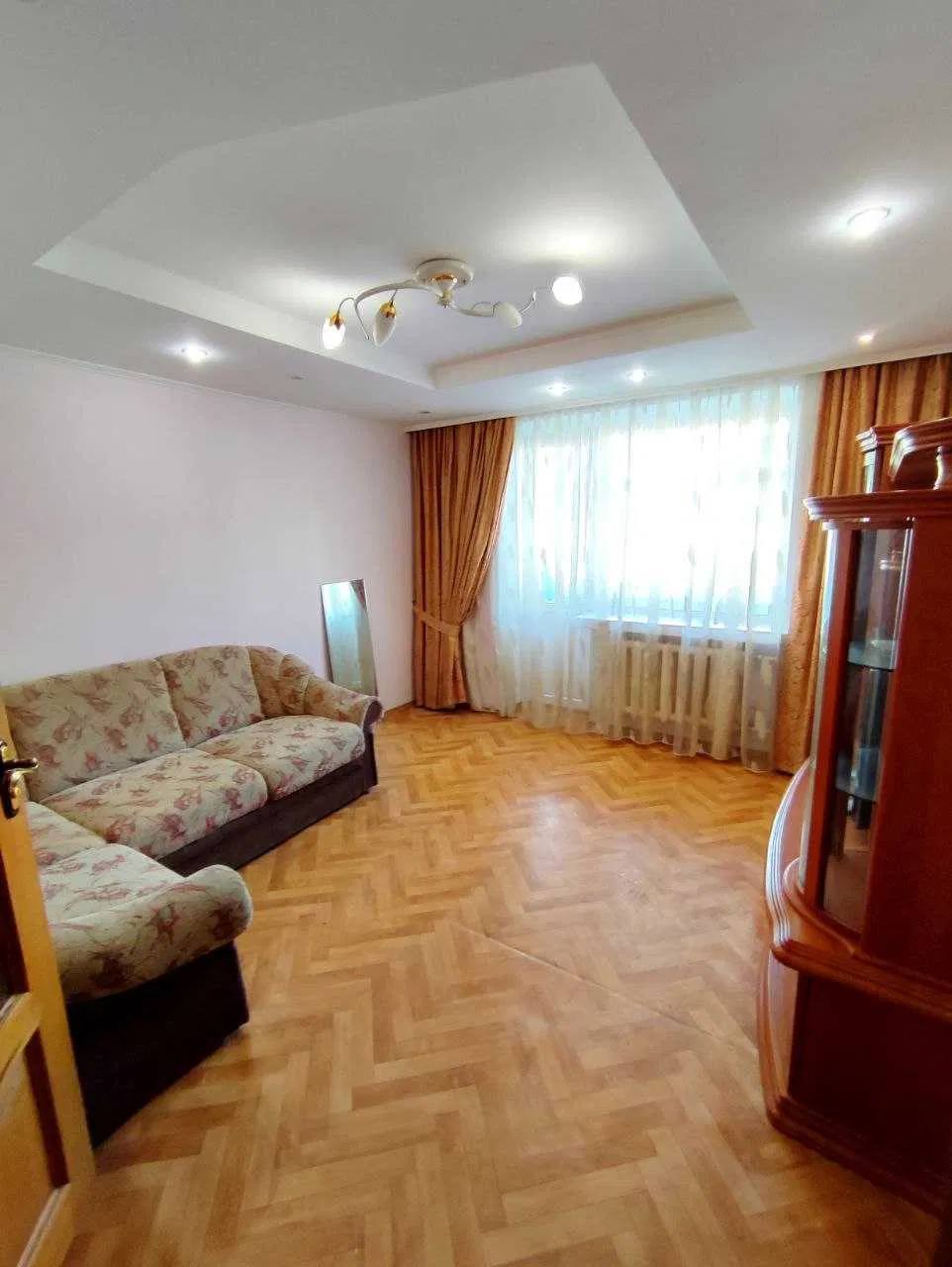 Аренда 3-комнатной квартиры 98 м², Староконстантиновское шоссе
