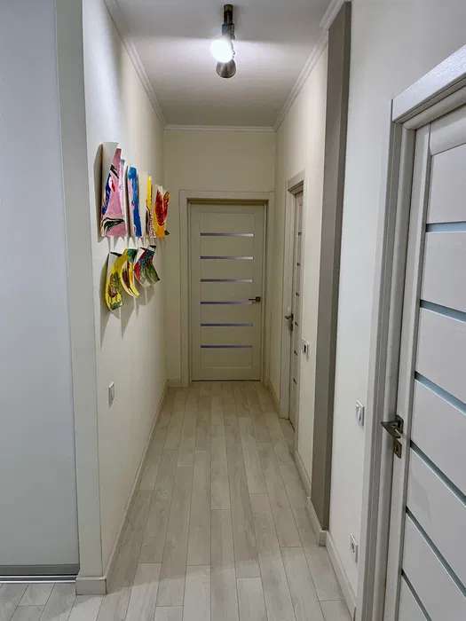 Аренда 3-комнатной квартиры 86 м², Регенераторная ул.