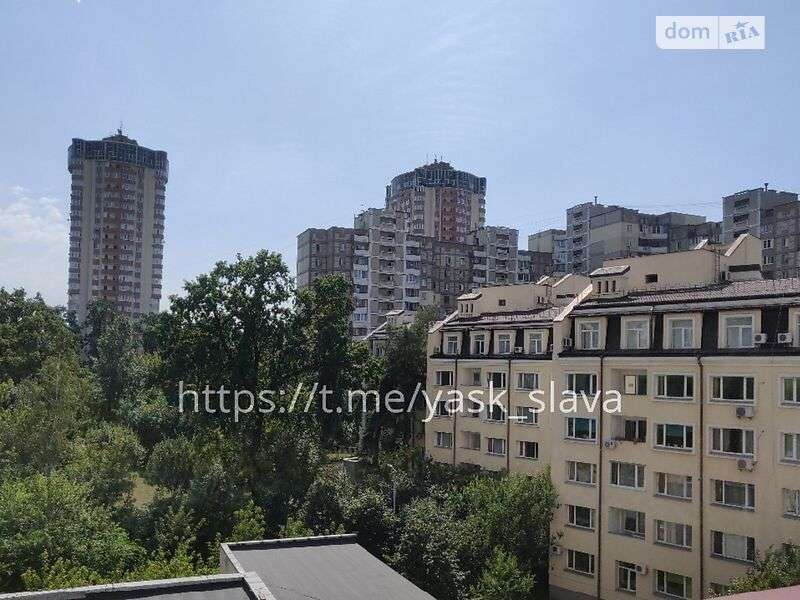 Продажа 2-комнатной квартиры 64 м², Василия Стуса ул.