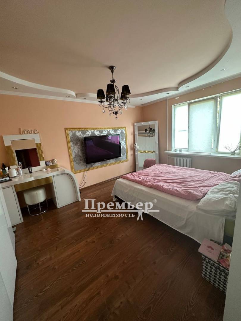 Продажа 1-комнатной квартиры 30 м², Академика Королева ул.