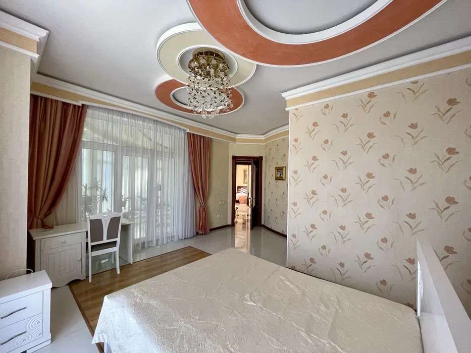 Продажа дома 680 м², Львовская ул., 74