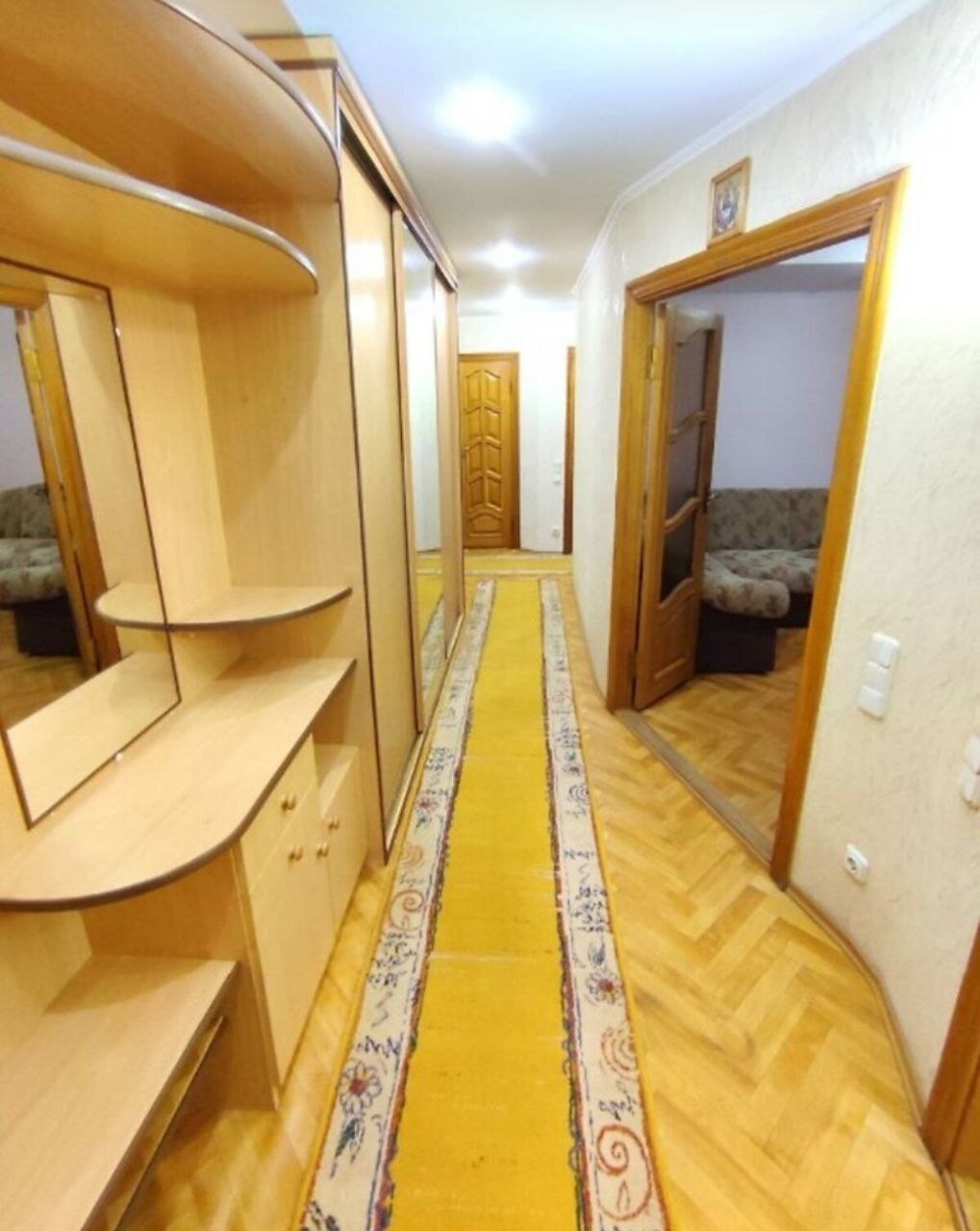 Аренда 3-комнатной квартиры 64 м², Институтская ул.
