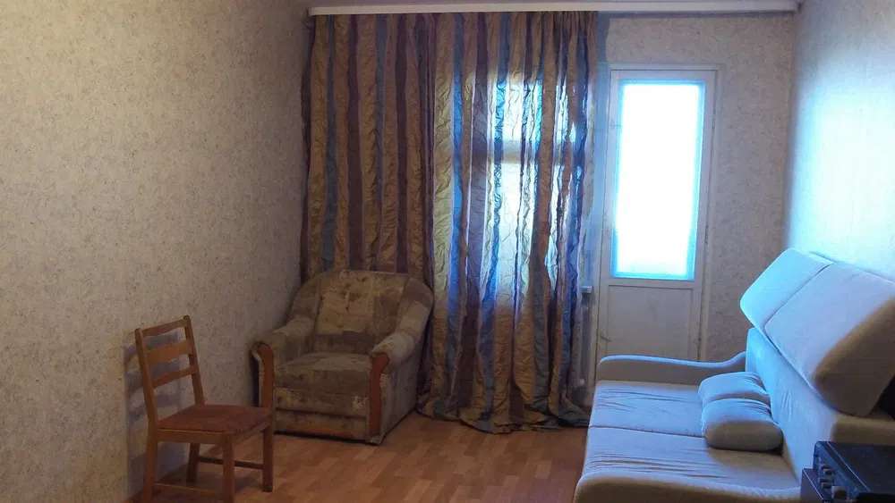 Оренда 2-кімнатної квартири 65 м², Сосницька вул.