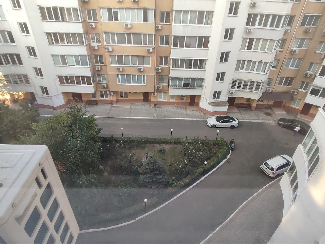 Аренда 2-комнатной квартиры 90 м², Авдеева-Черноморского ул., 2Б