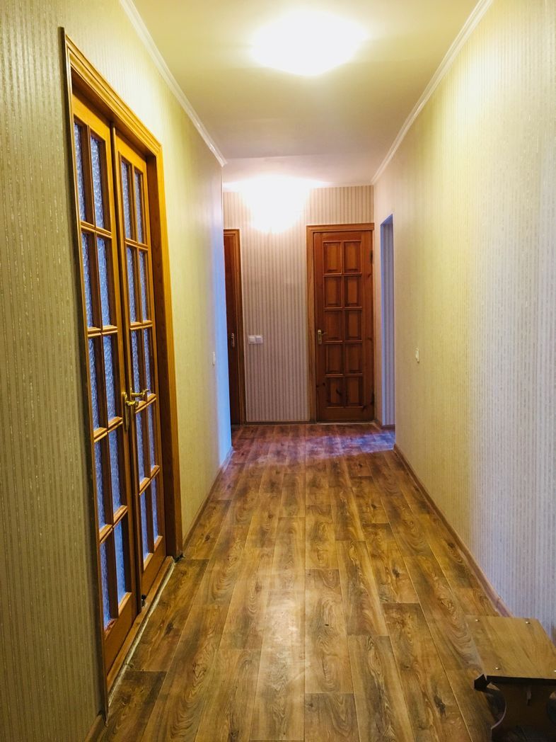 Продаж 3-кімнатної квартири 75 м², Ливарна вул., 15