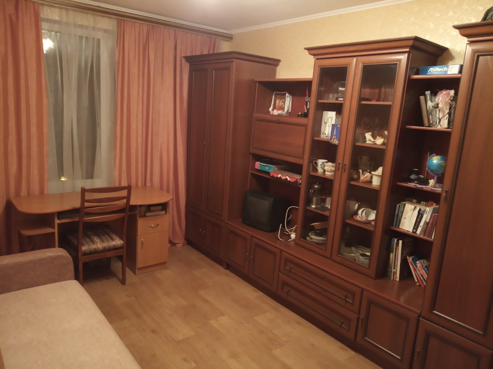 Аренда 3-комнатной квартиры 65 м², Академика Павлова ул.