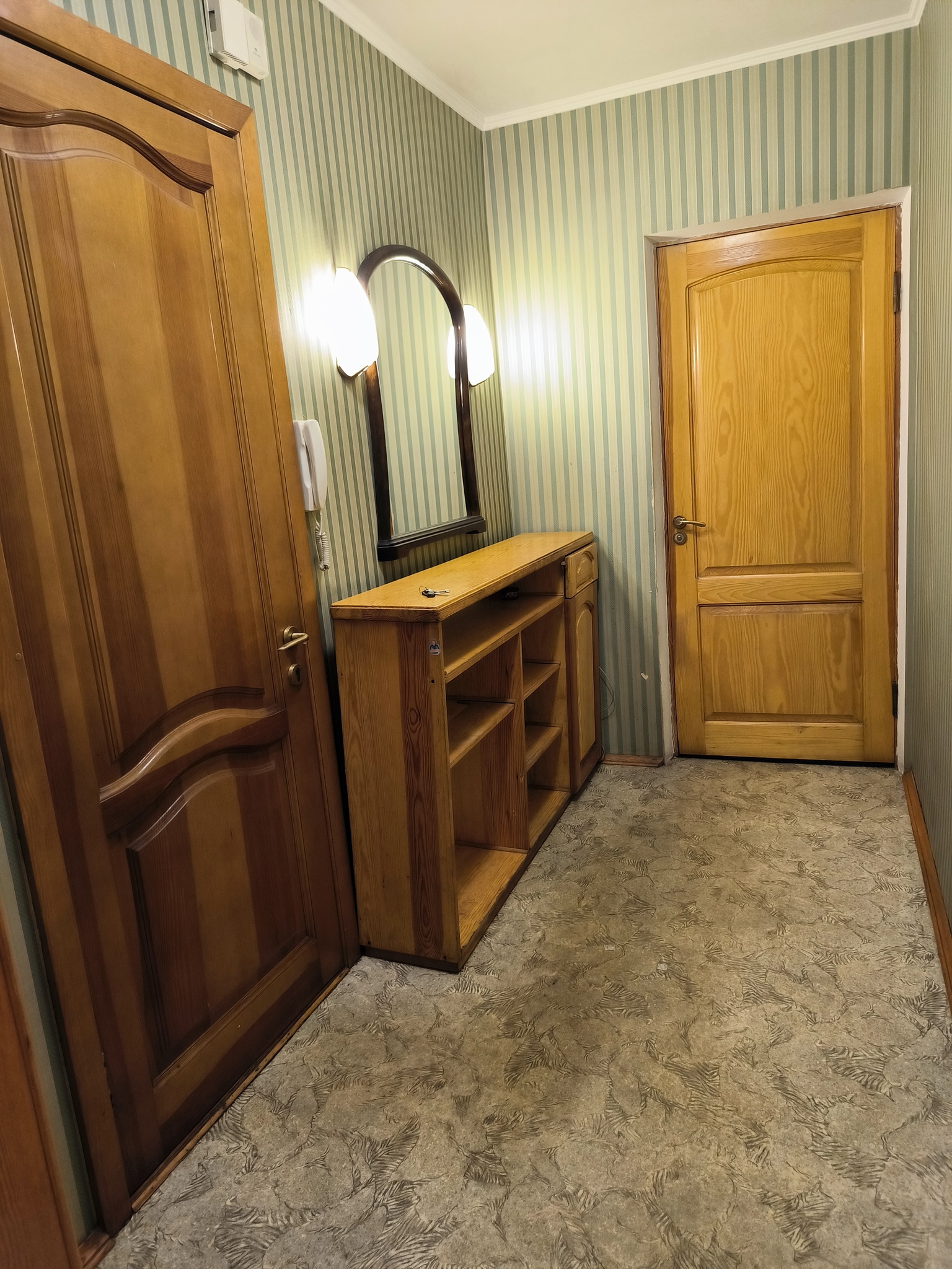2-кімнатна квартира подобово 55 м², Маршала Малиновського вул., 34
