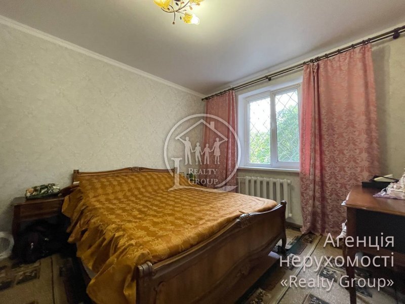 Продажа 2-комнатной квартиры 45 м², Павла Глазового ул.