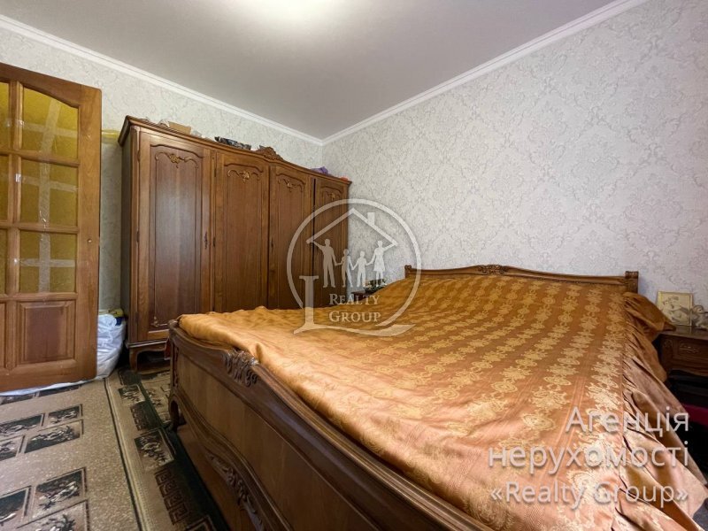 Продажа 2-комнатной квартиры 45 м², Павла Глазового ул.