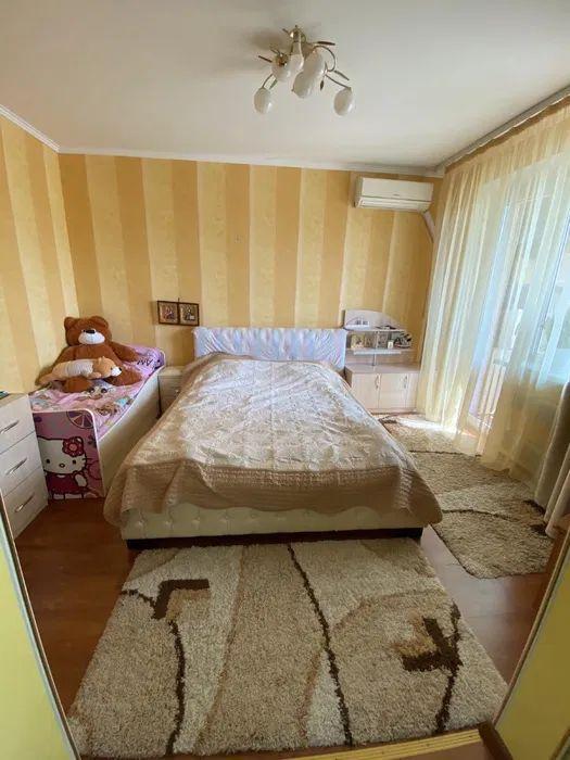 Продаж 4-кімнатної квартири 86 м², Богдана Хмельницького вул.