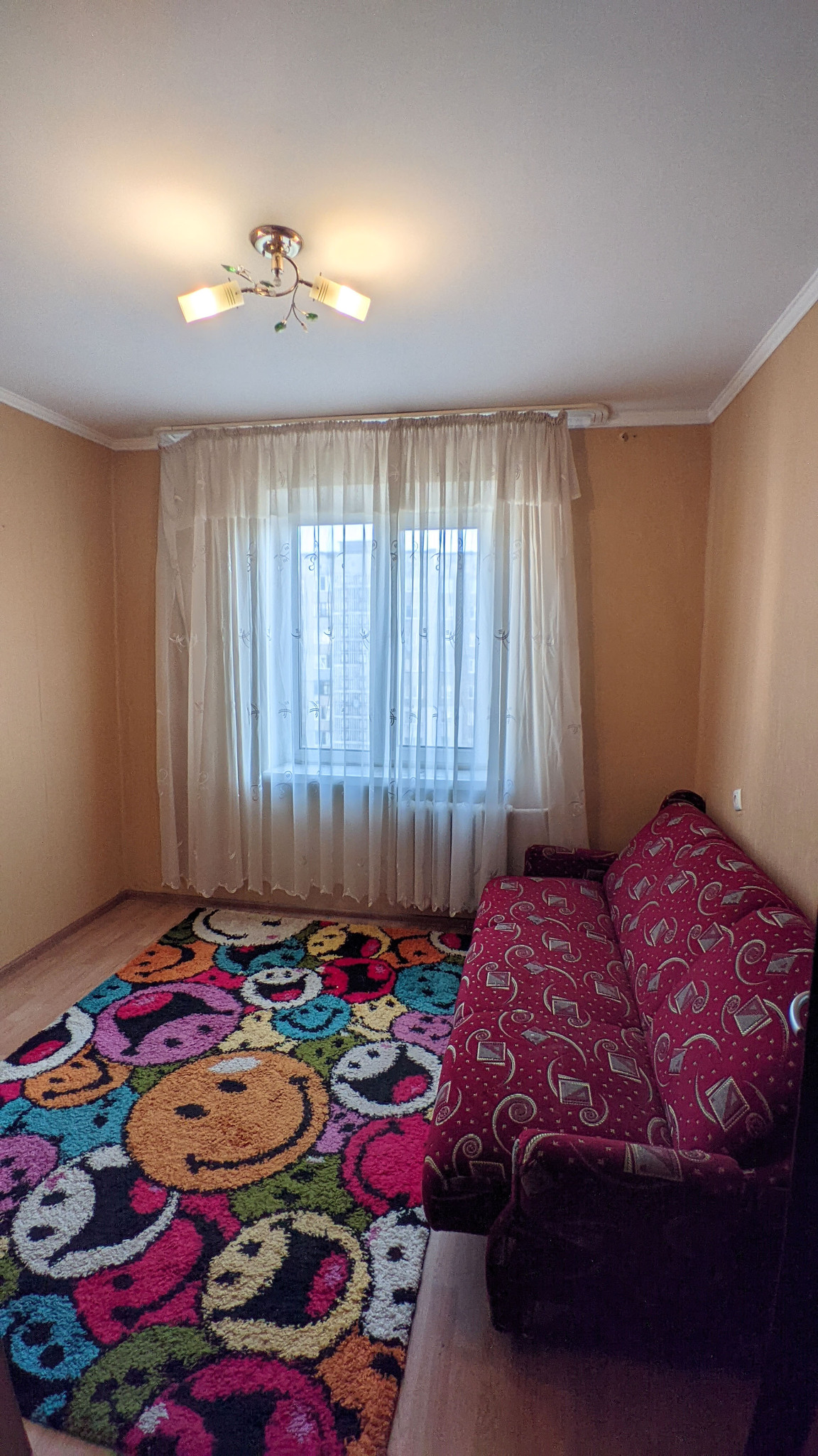 Продаж 3-кімнатної квартири 65 м², Млинівська вул.