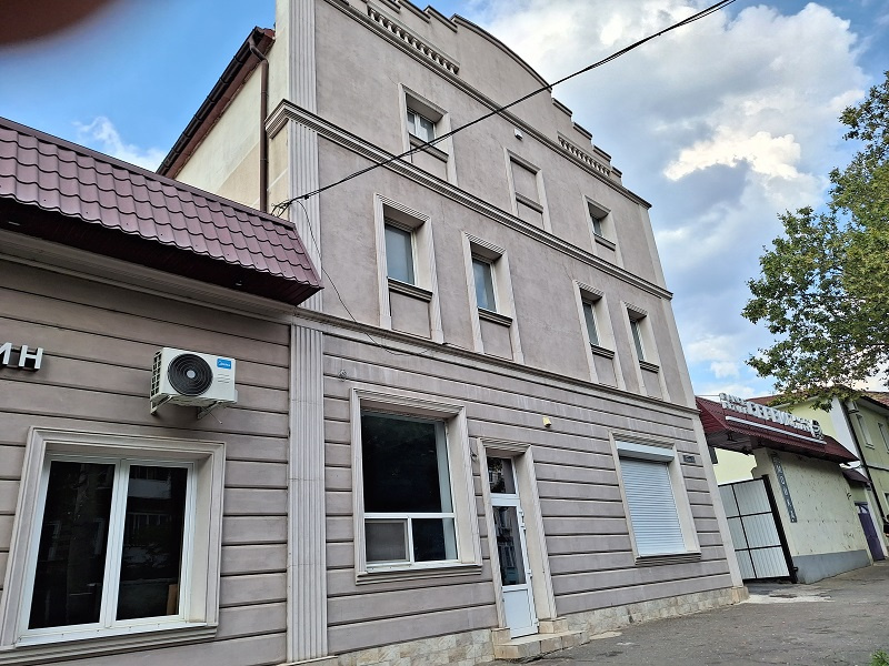 Аренда офиса 193.42 м², Средняя ул.