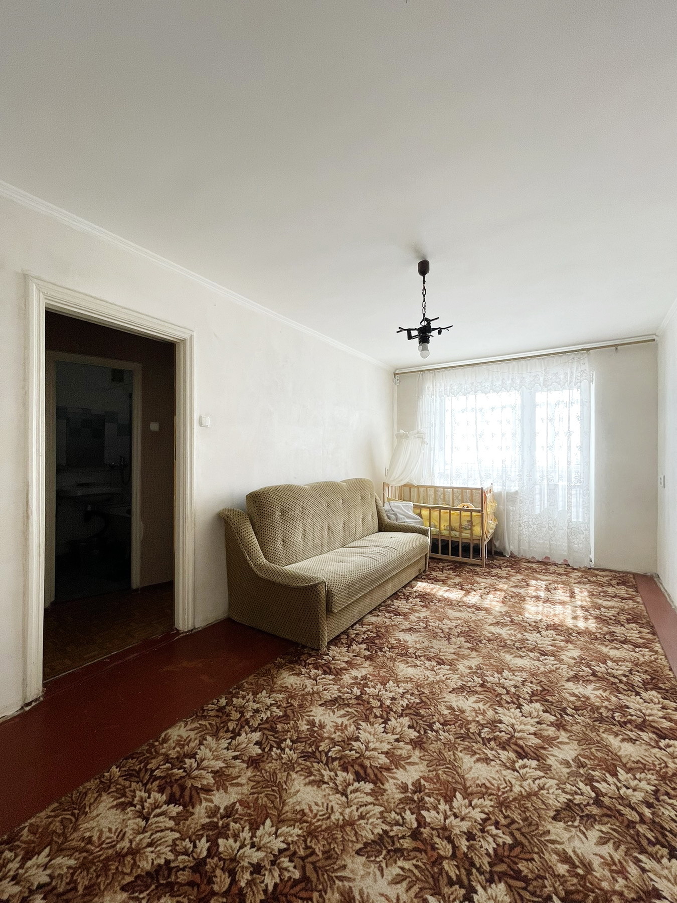 Продаж 2-кімнатної квартири 44.5 м², Театральна вул.