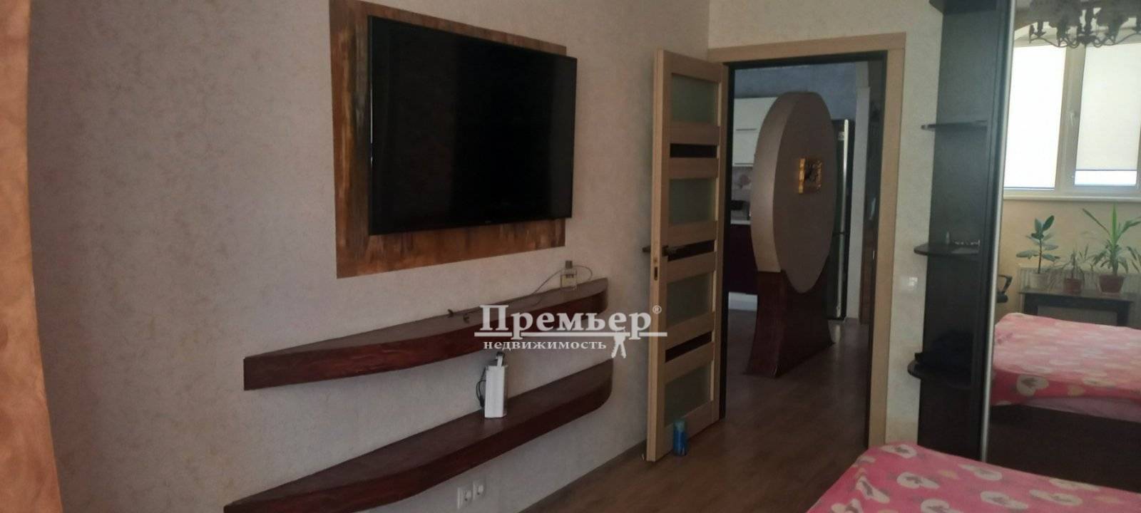 Продажа 2-комнатной квартиры 58 м², Массив Радужный ул.